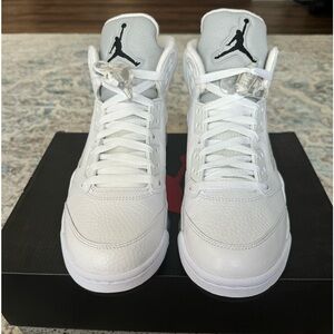 White Metallic Air Jordan 5 Retro
